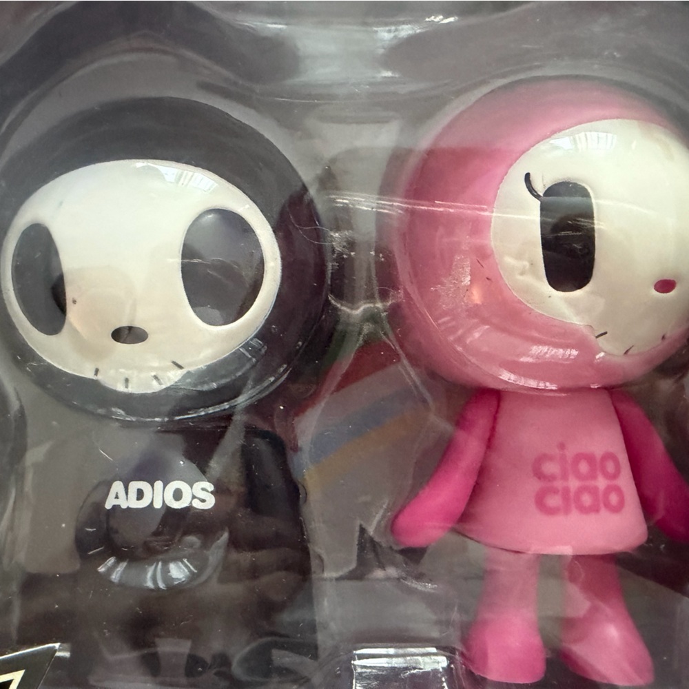 tokidoki 'Til Death Do Us Part adios and ciao ciao Black Vinyl Figure Set nib - Picture 2 of 7